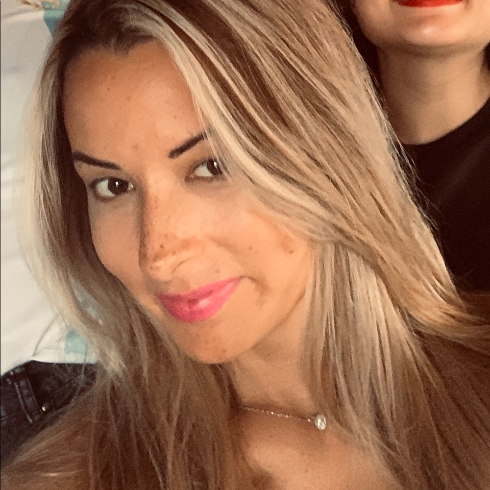 Meet your Posher, Linda